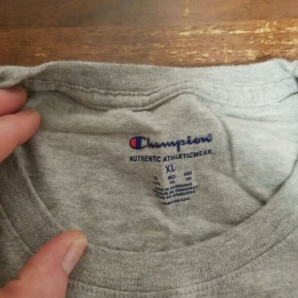 Champion tee   - Picture 2 of 7